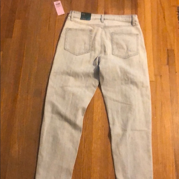 Jeans - Picture 2 of 2